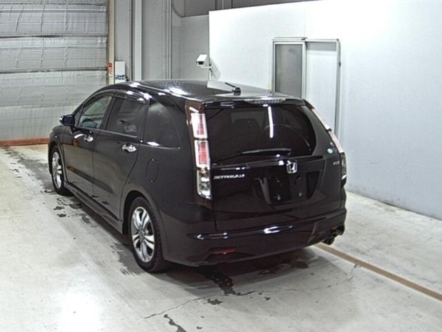 Honda STREAM 2011 8178704-1