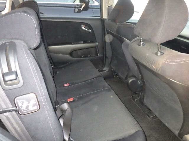 Honda STREAM 2006 8178706-7
