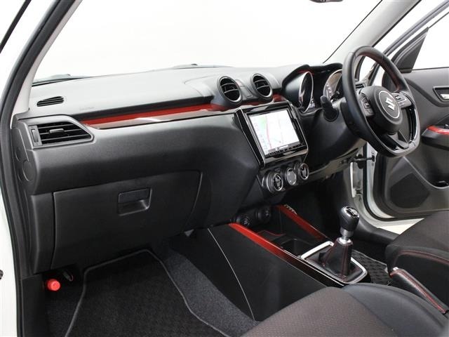 Suzuki SWIFT 2021 8177487-10