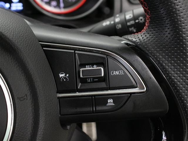 Suzuki SWIFT 2021 8177487-4