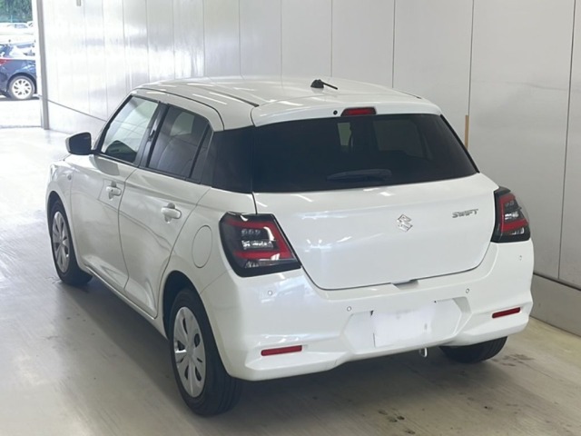 Suzuki SWIFT 2024 8177495-1