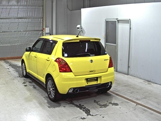 Suzuki SWIFT 2006 8177589-1