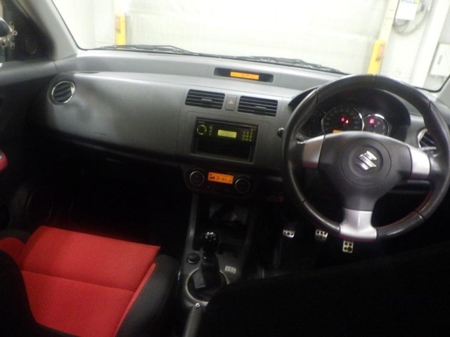 Suzuki SWIFT 2006 8177589-3