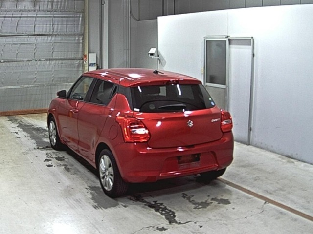 Suzuki SWIFT 2017 8177591-1