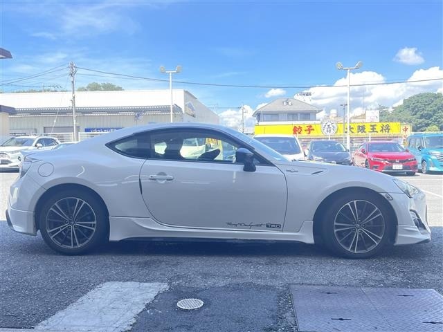 Toyota 86 2015 8191982-1