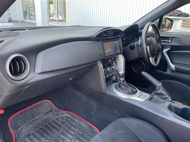 Toyota 86 2015 8191982-8
