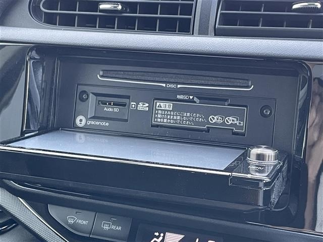 Toyota AQUA 2016 8192202-1