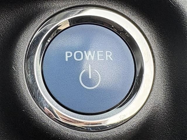 Toyota AQUA 2015 8192203-10