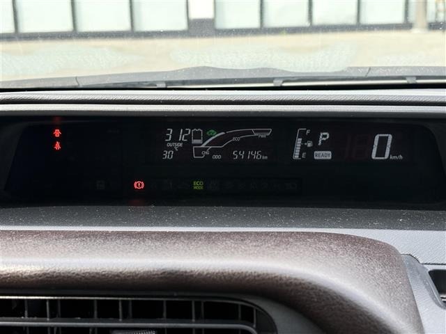 Toyota AQUA 2015 8192203-6