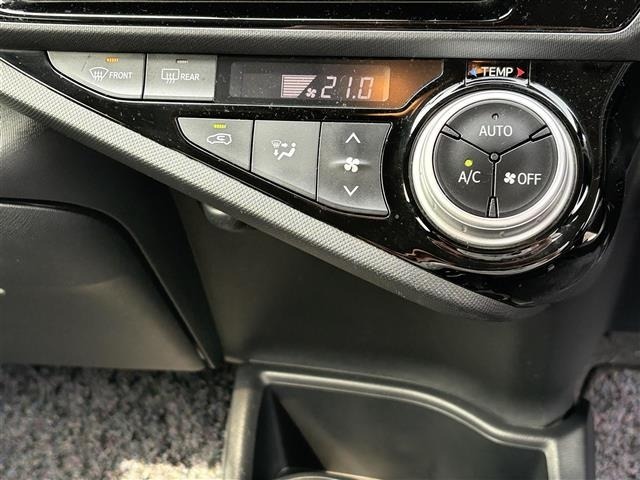Toyota AQUA 2015 8192203-9