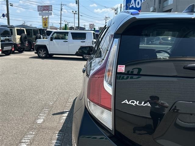 Toyota AQUA 2015 8192210-15
