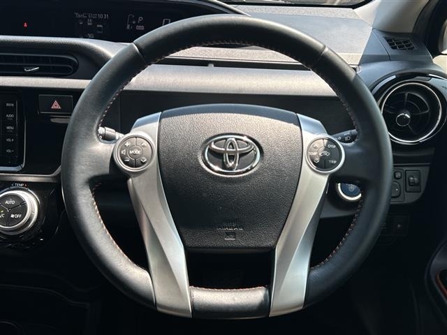 Toyota AQUA 2015 8192210-16