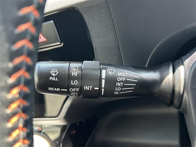 Toyota AQUA 2015 8192210-18