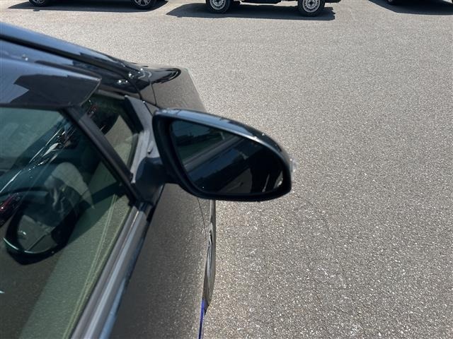 Toyota AQUA 2015 8192210-27