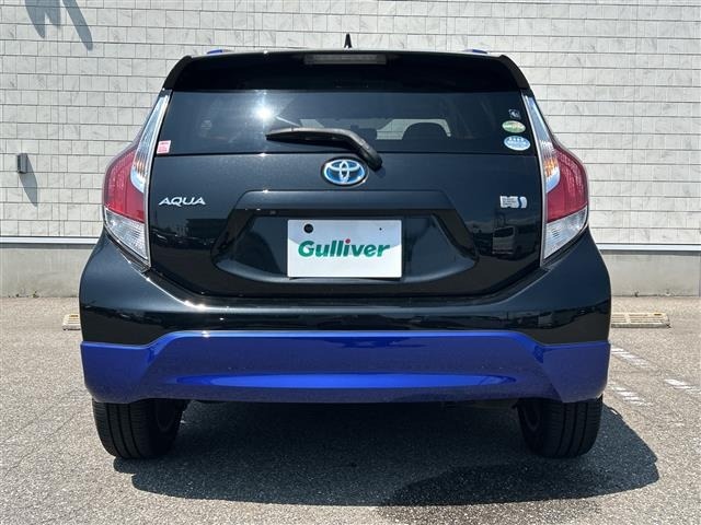 Toyota AQUA 2015 8192210-8