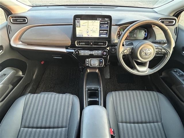 Toyota AQUA 2024 8192211-18