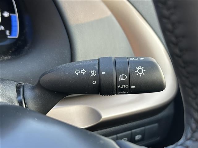 Toyota AQUA 2024 8192211-5