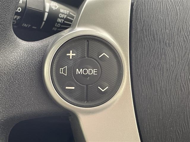 Toyota AQUA 2015 8192218-17