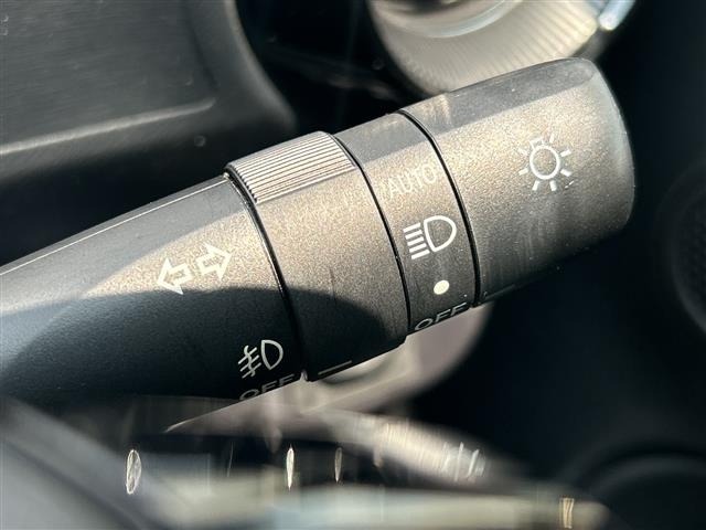 Toyota AQUA 2019 8192219-11
