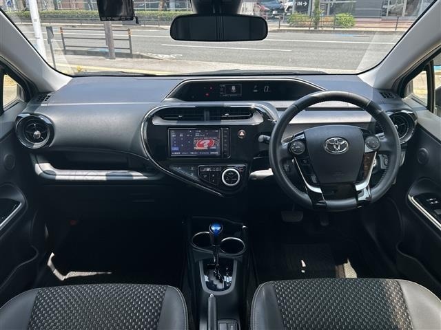 Toyota AQUA 2019 8192219-15