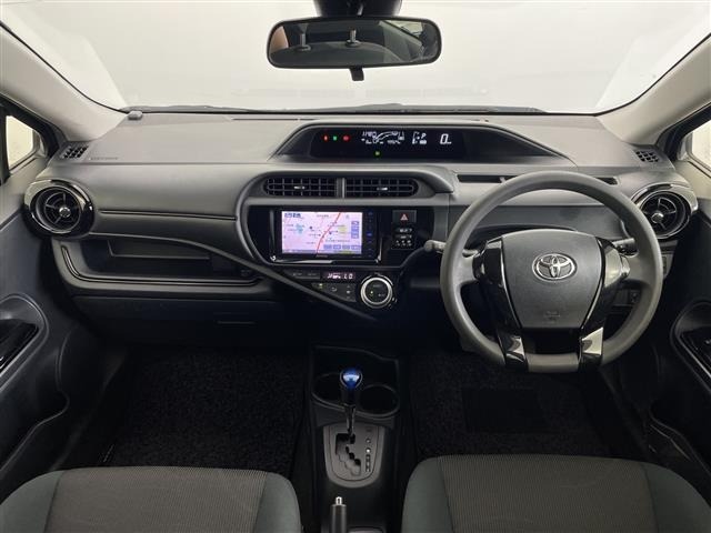 Toyota AQUA 2017 8192228-15