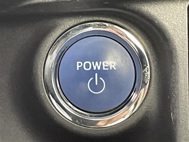 Toyota AQUA 2017 8192228-9