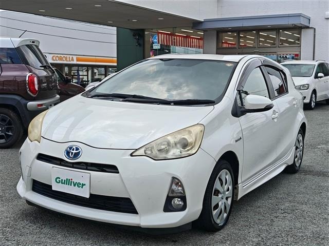 Toyota AQUA 2012 8192230-16