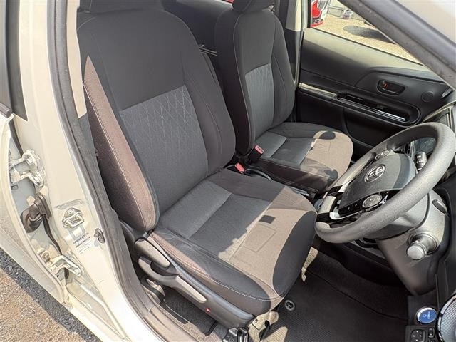 Toyota AQUA 2021 8192234-6