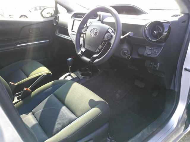 Toyota AQUA 2021 8192254-3