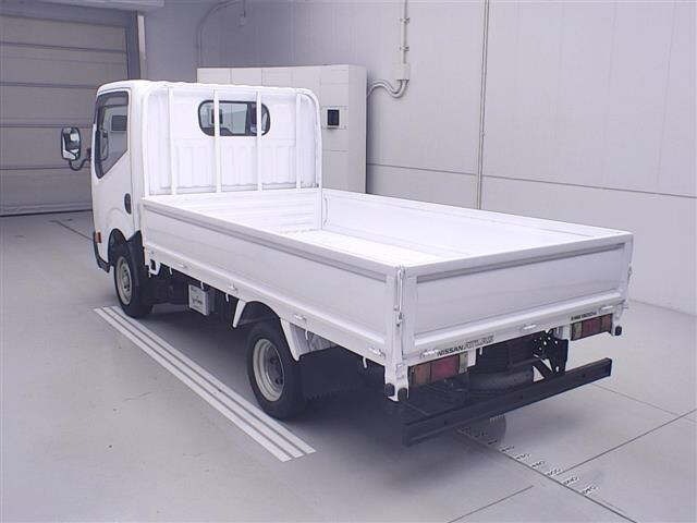 Nissan ATLAS 2010 8189738-1