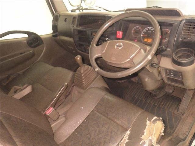 Nissan ATLAS 2013 8189745-3