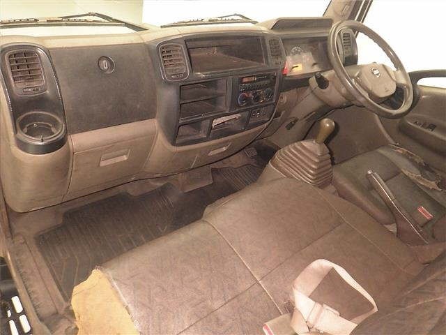 Nissan ATLAS 2013 8189745-4