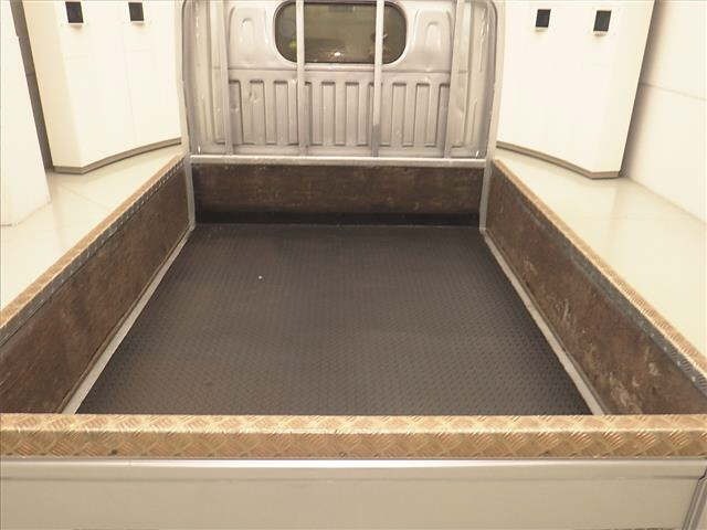 Nissan ATLAS 2013 8189745-7
