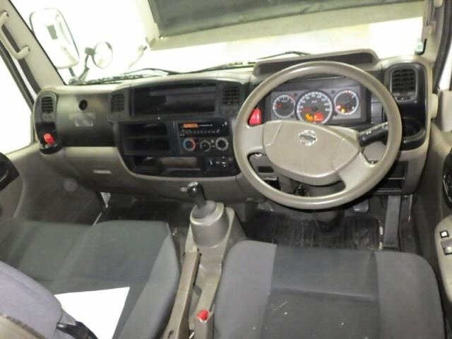 Nissan ATLAS 2011 8189747-3