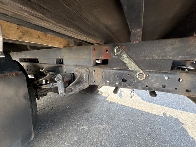 Nissan ATLAS 2001 8189757-14