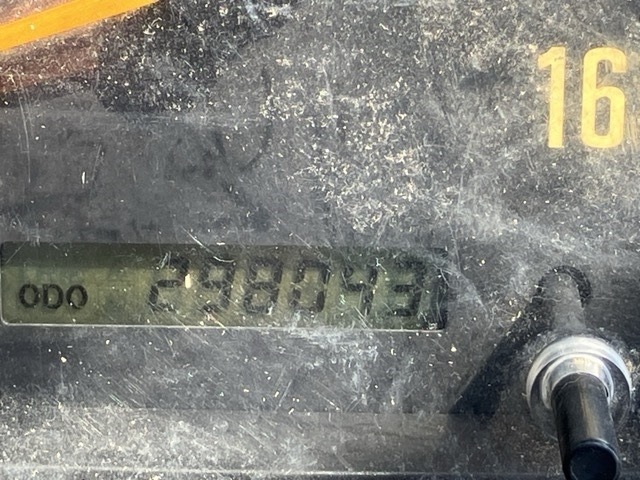 Nissan ATLAS 2001 8189757-6
