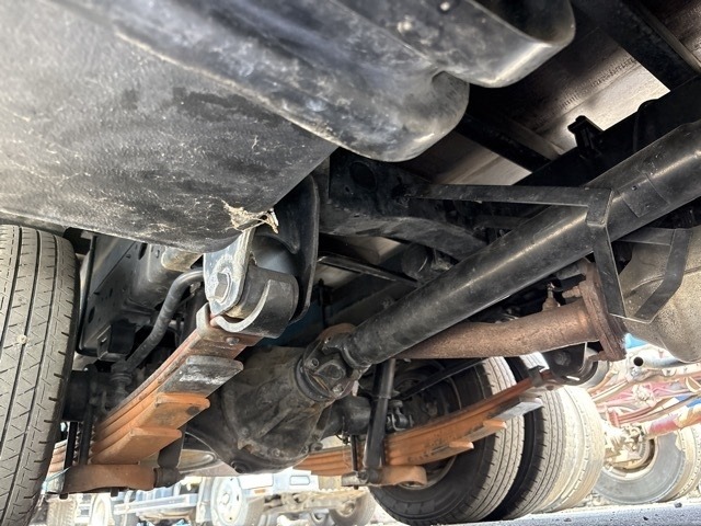 Nissan ATLAS 2014 8189758-10