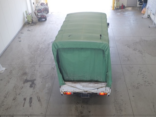 Nissan ATLAS 1993 8189759-3