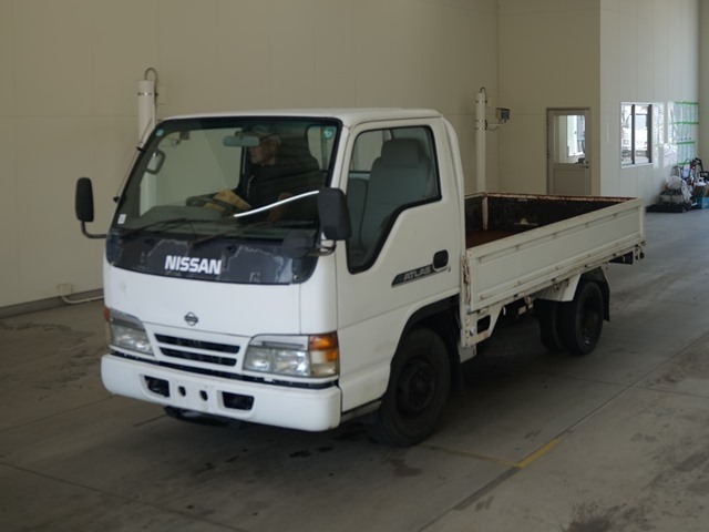 Nissan ATLAS 1995 8189762-0