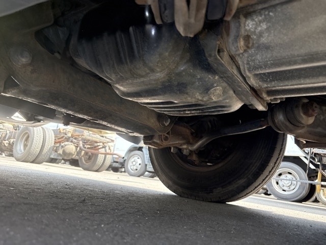 Nissan ATLAS 1995 8189762-11