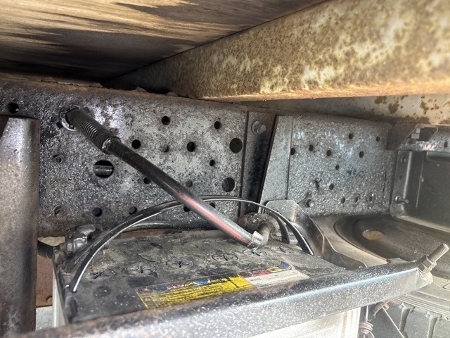 Nissan ATLAS 1995 8189762-12
