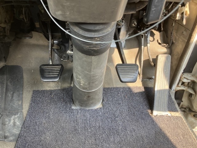 Nissan ATLAS 1995 8189762-4