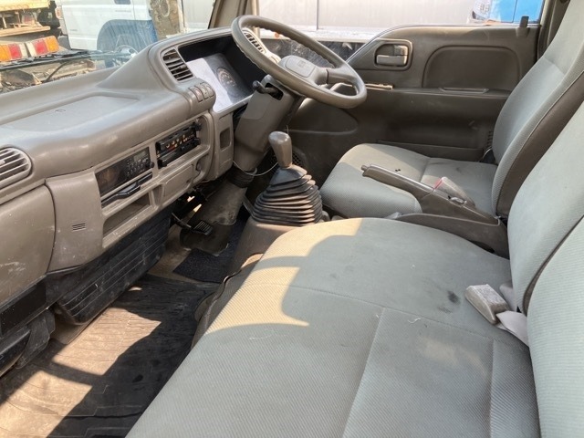 Nissan ATLAS 1995 8189762-5