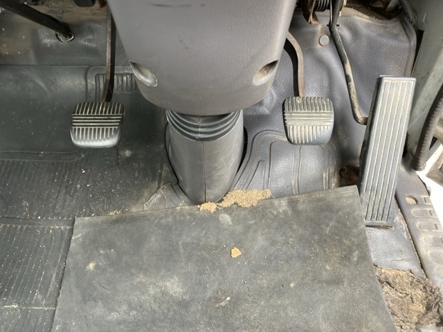 Nissan ATLAS 1998 8189763-4
