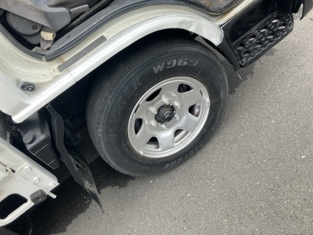 Nissan ATLAS 1998 8189763-9