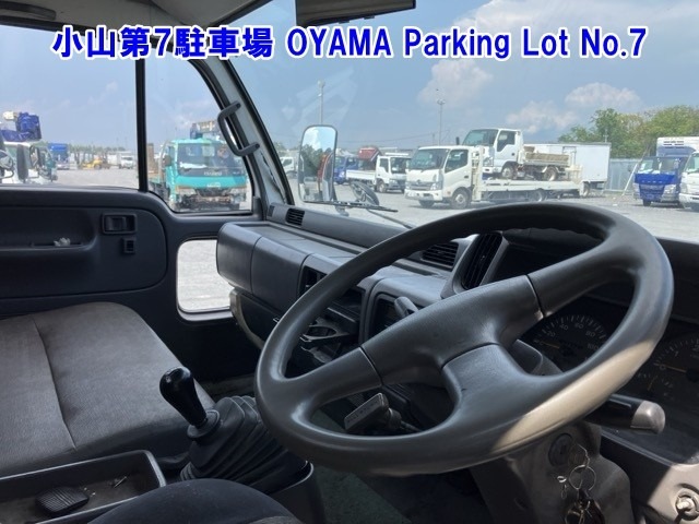 Nissan ATLAS 1994 8189765-4