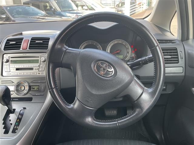 Toyota AURIS 2008 8191238-6