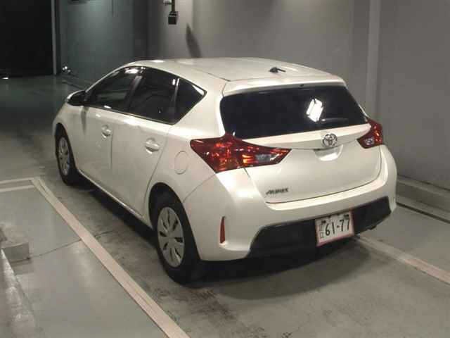 Toyota AURIS 2014 8191240-1
