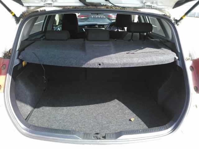 Toyota AURIS 2014 8191240-10