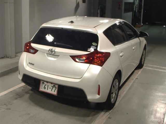 Toyota AURIS 2014 8191240-5